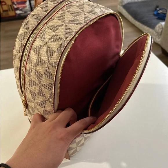 Designer Style Medium Backpack + Matching Wallet Set Tan Brown Geometric Print - Picture 5 of 9